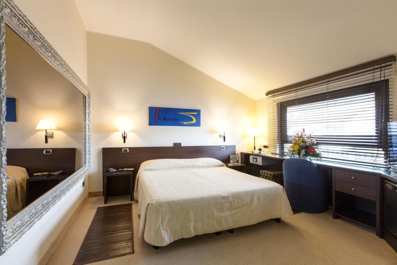 Hotel Motel K Casei Gerola Ngoại thất bức ảnh